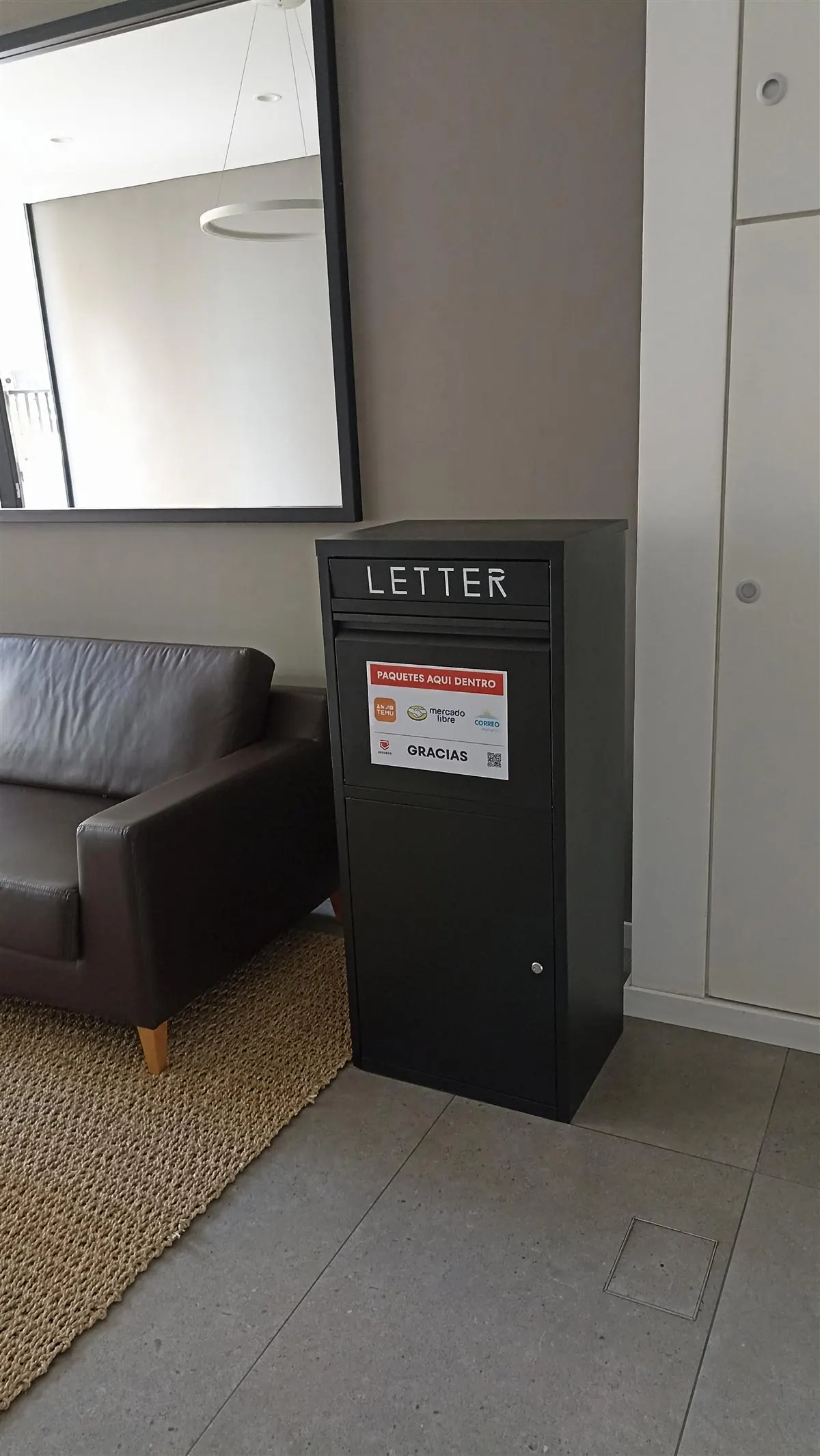 Secubox lobby